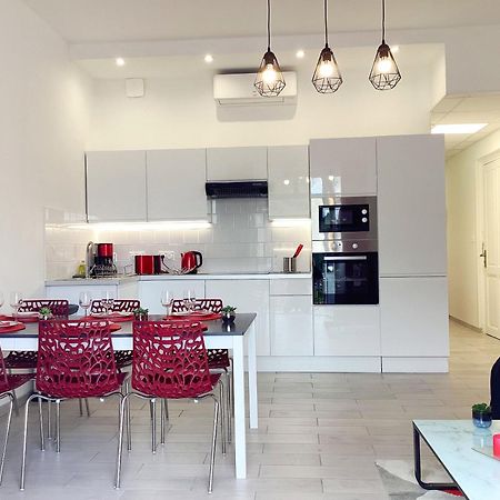 Appartement Stella 95 M2 Climatise Parking Proche Sanctuaires Лурд Екстериор снимка